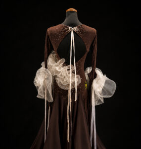 Coffeebraunes Standardkleid